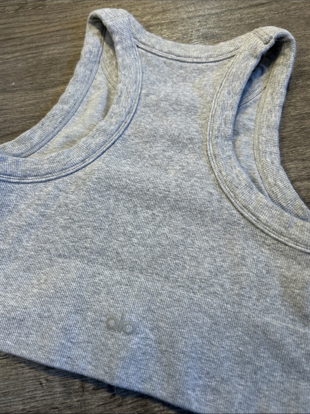 Alo Yoga Seamless Delight High Neck Bra Heather Gray Ribbed Crop Top XS/S - Picture 2 of 5